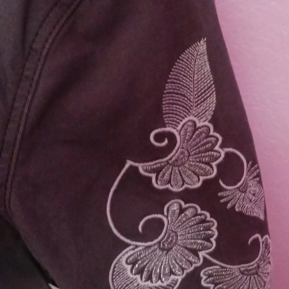 S Lularoe grey long sleeve floral button down jacket with pockets